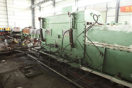LG60-HLS冷軋管機(jī)(兩輥周期式中速冷軋管機(jī)) LG60-HLS冷軋管機(jī)(兩輥周期式中速冷軋管機(jī))